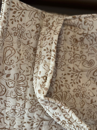 Bolso acolchado beige