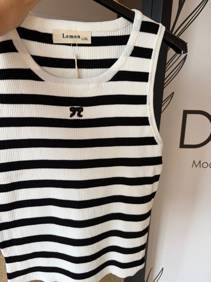 Camiseta moña